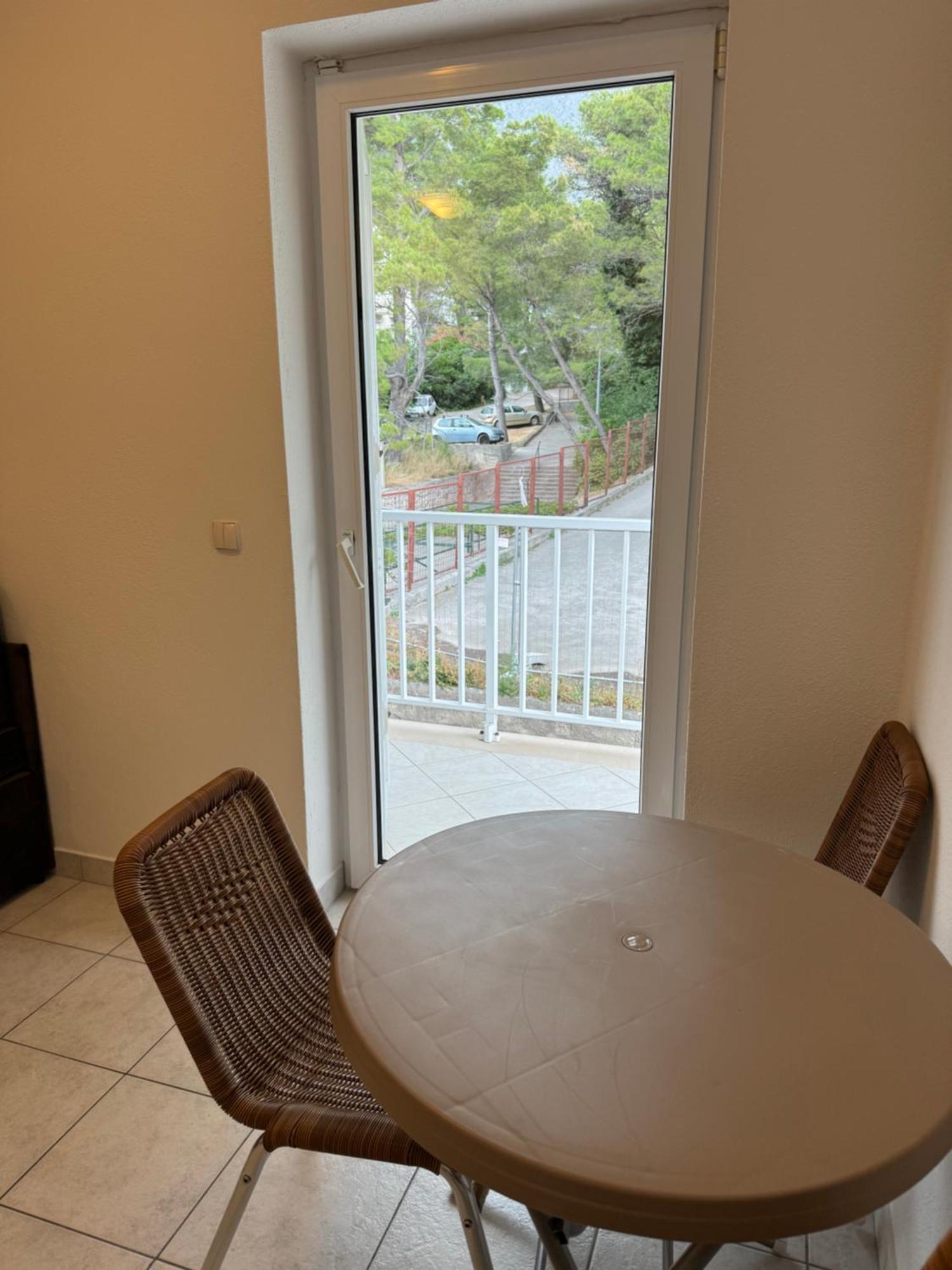 House 100M From The Beach With Free Parking And Breakfast Baška Voda Екстериор снимка