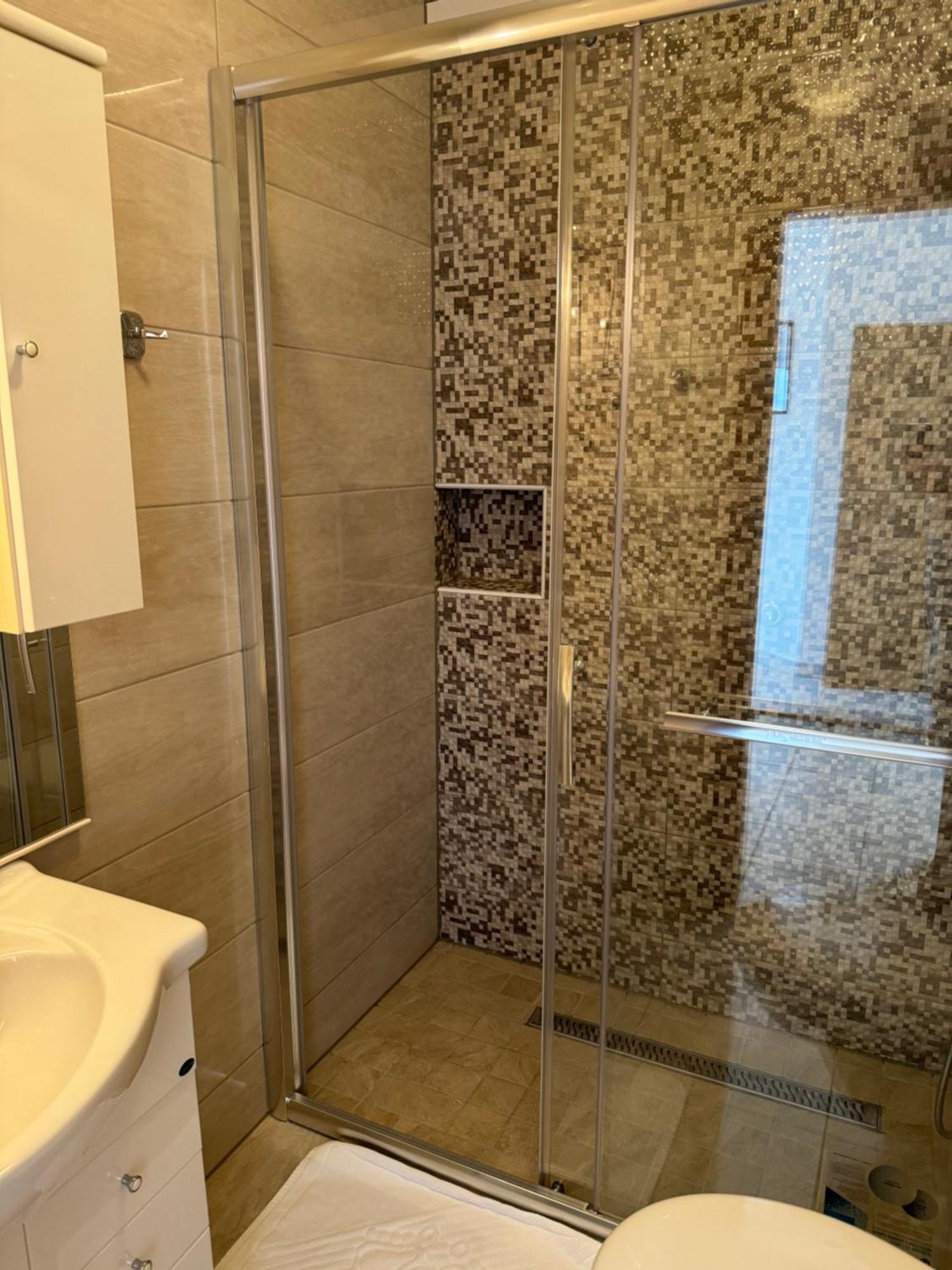 House 100M From The Beach With Free Parking And Breakfast Baška Voda Екстериор снимка